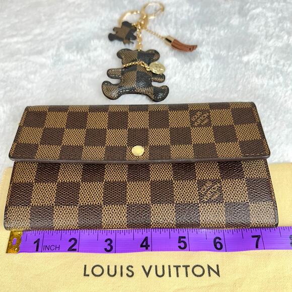 Louis Vuitton Damier Ebene Sarah Wallet or Crossbody - Picture 13 of 16